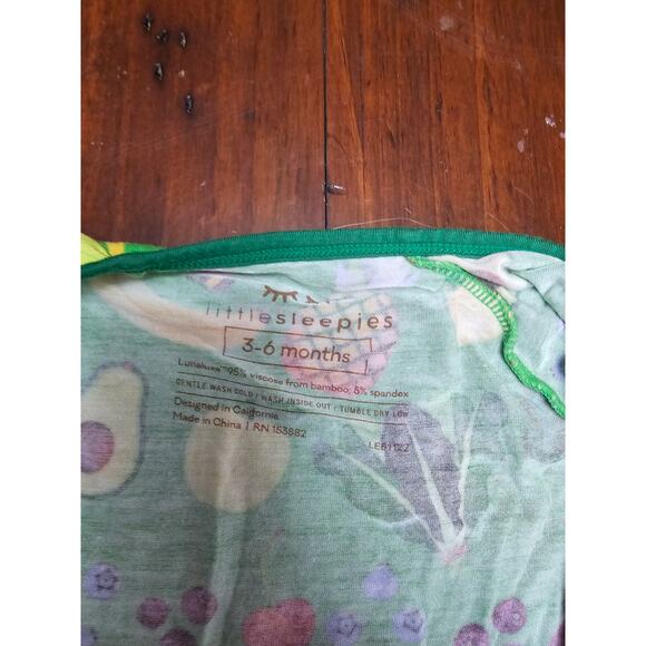 LITTLE SLEEPYS FRUIT AND VEGETABLES ONSIE 3-6 MONTHS - Picture 3 of 6